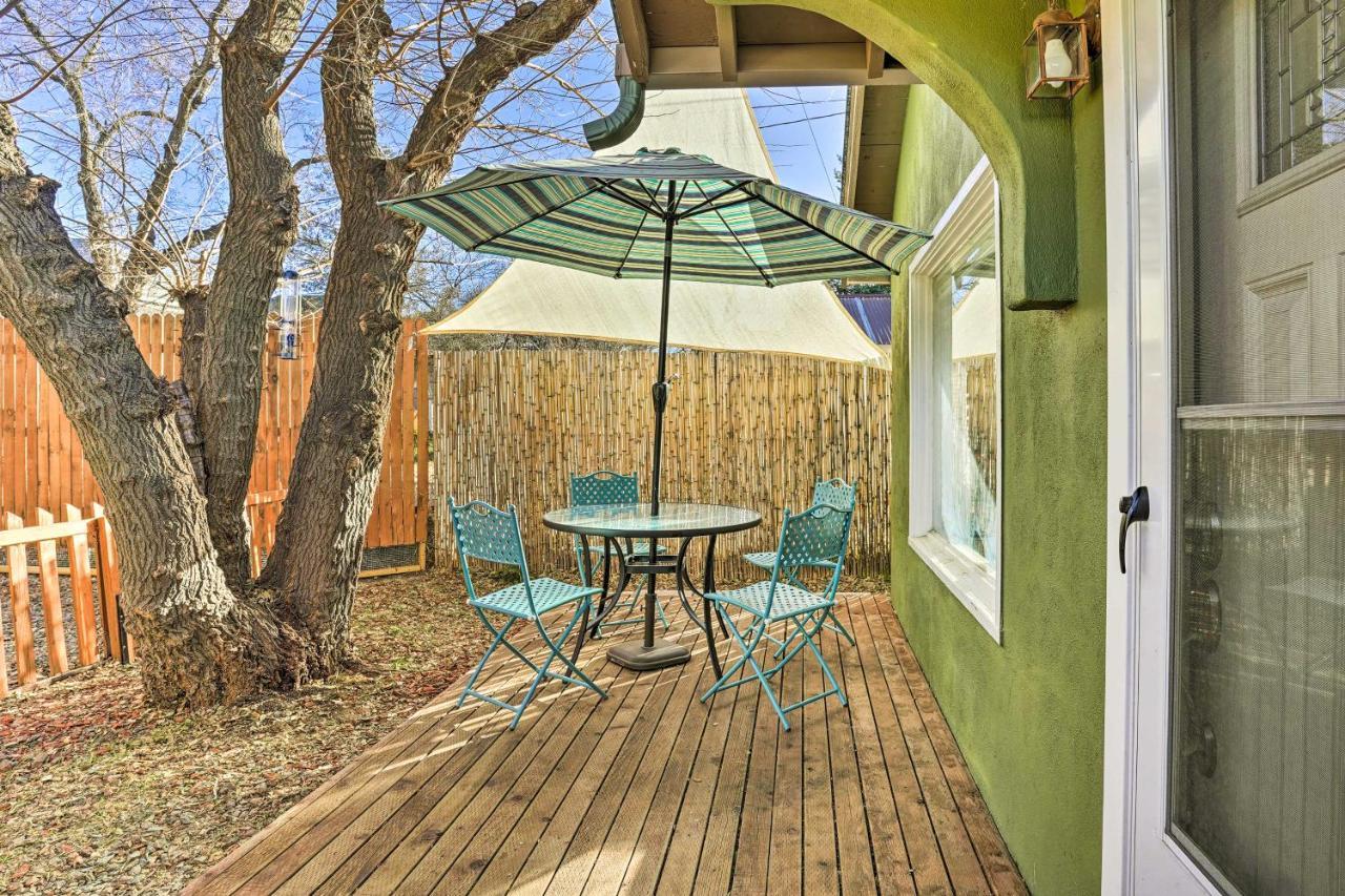 Vibrant Prescott Cottage With Private Backyard! Exterior photo